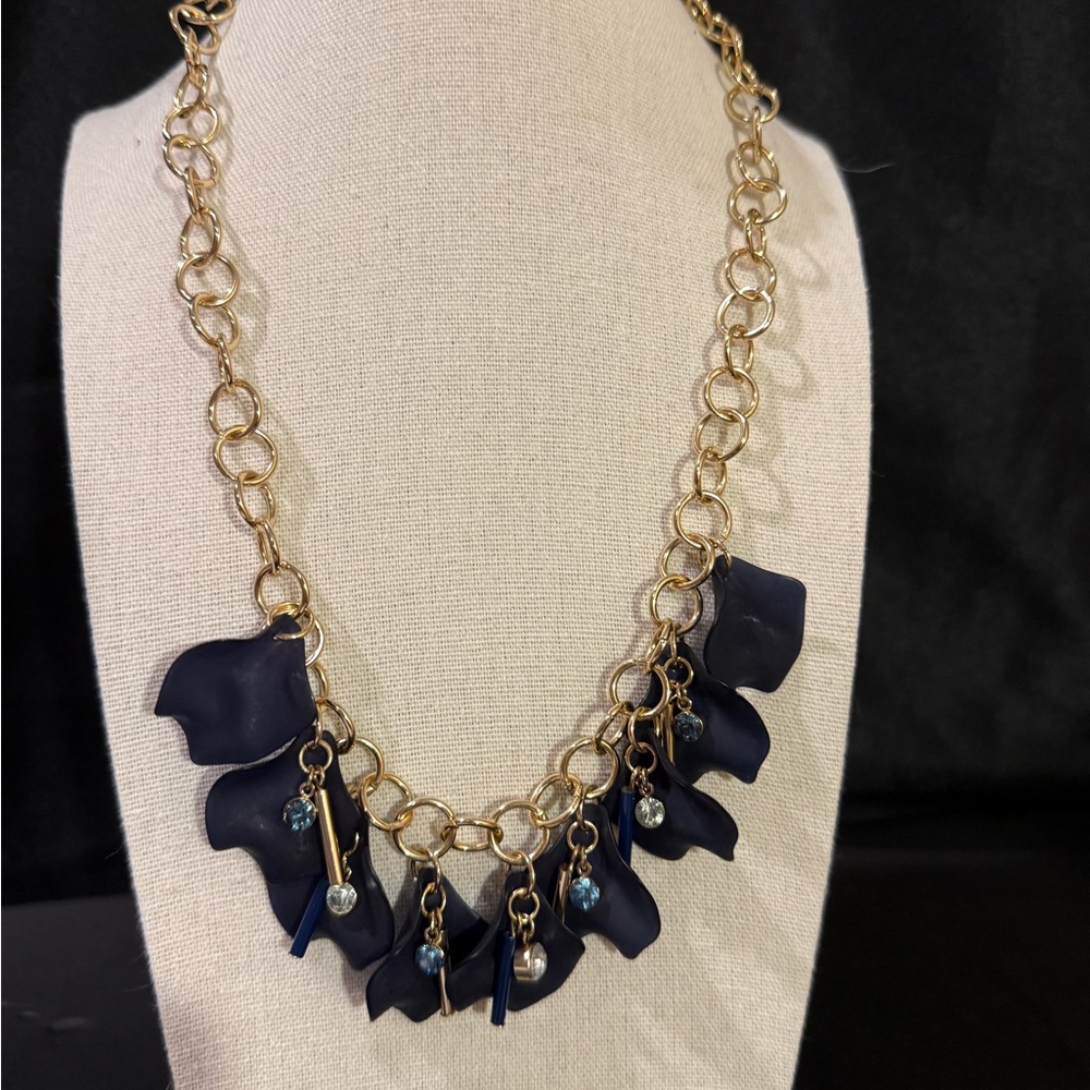Issac Mizrahi Elegant Gold tone and Blue Necklace